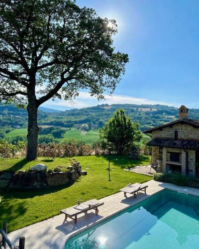  Azzurro di Vallepietra in Camporotondo di Fiastrone