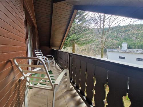 陽台/露台, Gemütliches Haus in Panoramalage (Gemutliches Haus in Panoramalage) in 聖哥羅拿岩韋赫塞爾