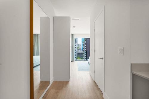 Modern Brickell Studio - City Views in Other
