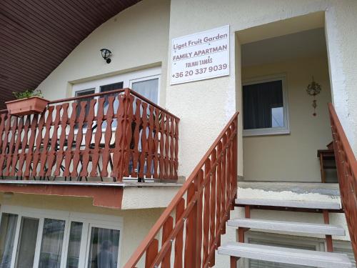 Liget Fruit Garden Family Apartman in Залакарош