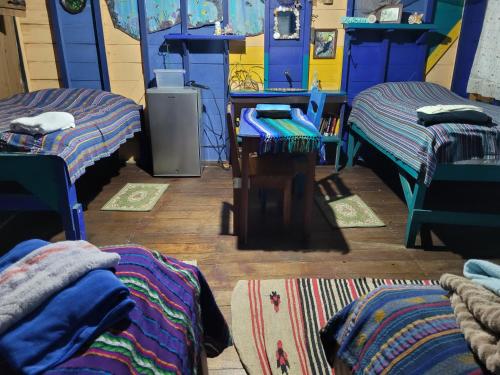 2 double beds, 2 twin beds