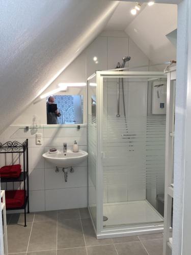 Schönes Ferienhäuschen in Obermaubach mit Seeblick (Schones Ferienhauschen in Obermaubach mit Seeblick) in 許特根瓦爾德