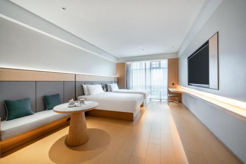 room detail thumbnail 0