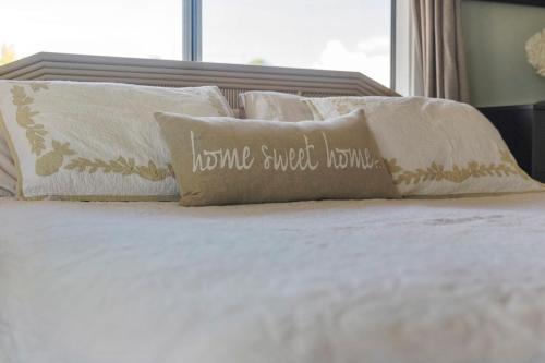 Relax at Kapakai Cottage 2-Bedroom Comfort with Full Kitchen & WD in 凱盧阿
