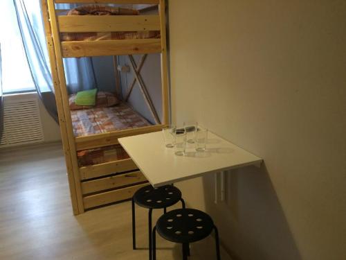 Hostel Aprel