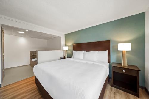 Comfort Inn Foxboro - Mansfield - image 33