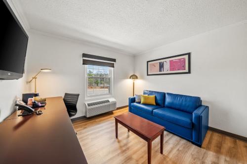 Comfort Inn Foxboro - Mansfield - image 34