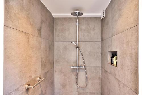 Dušš, Appartement im Weiherhaus in Forchheim