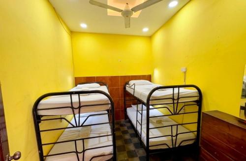 Hostal los Cheles in Леон
