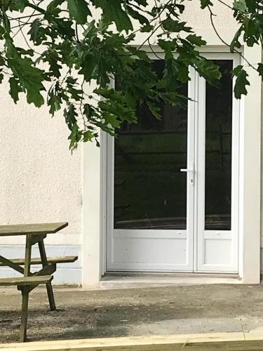 Studio indépendant rénové avec jardin (Studio independant renove avec jardin) in La Guerche-de-Bretagne