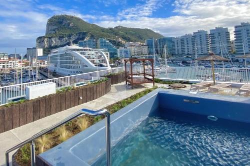 LG Luxury Resort Stay in Marina Club, Ocean Village, Gibraltar - Seafront Rock Views & Pools