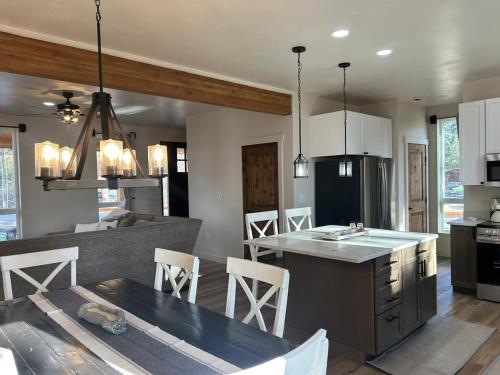 The Farmhouse in Darby (MT)