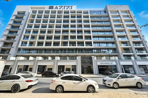 Zafir Studio in Dubai by beBalmy