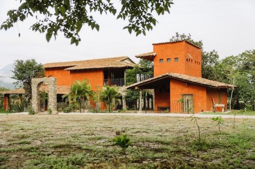 El Mesón de Don José (El Meson de Don Jose) in Talpa de Allende