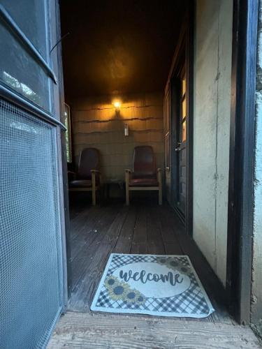 Cabin Hilltop D on Meramec River in 古巴