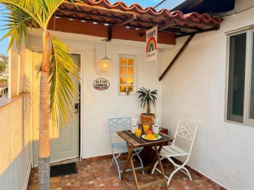 Peaceful Rooftop - Private Terrace - 3 min Beach