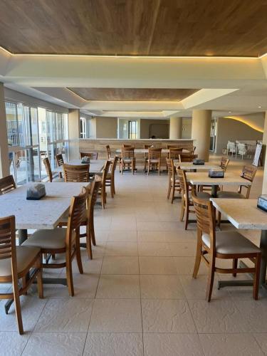 Restoran, Pe na areia - verdadeiro paraiso em Muro Alto in Porto De Galinhas
