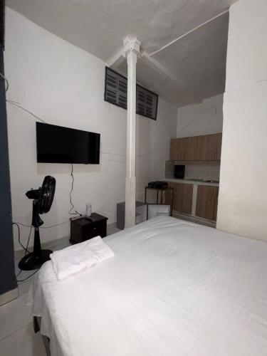 Comodo aparta estudio cerca de la Basilica
