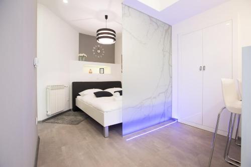 Friday Apartments - image 13