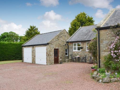 Exterior view, The Gin Gan Cottage in Ryton