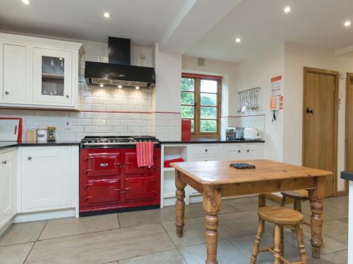 virtuve, Brook House in Matona