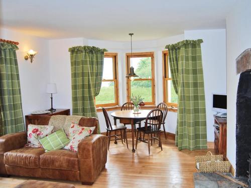 Hotelli välisilme, Shore Cottage - S4600 in Stonefield