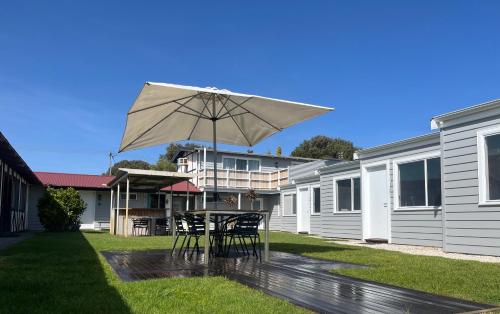 Exterior view of Robe Nampara Cottages