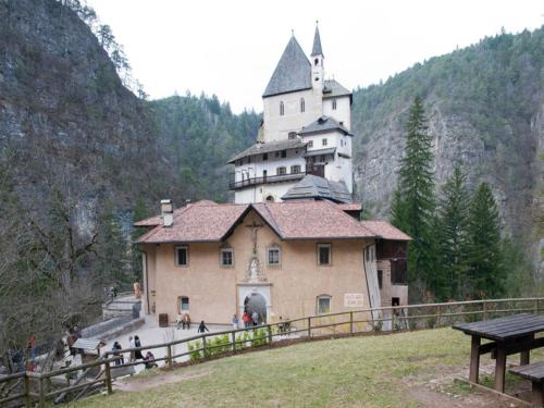 Beautiful apartment in Val di Non