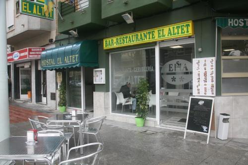 Hostal El Altet - image 3