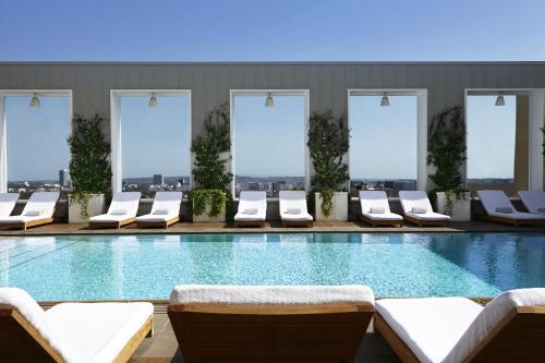 The Valorian Los Angeles, Curio Collection by Hilton, Los Angeles