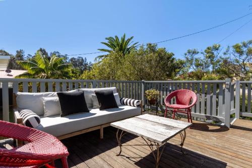 Urchins - Pet Friendly - 5 Mins Walk to Beach in Currarong