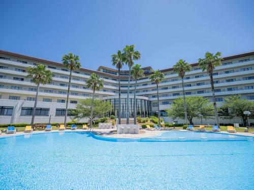 숙소 외관, 그랜드 머큐어 아와지 아일랜드 리조트 앤 스파 (Grand Mercure Awaji Island Resort & Spa) in 아와지 섬