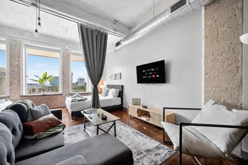 Spacious Dallas Stay | Pool + Cinema + Game Room – khách sạn tại Trung tâm thành phố Dallas
