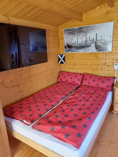 Chalet Glamping in Īgaste