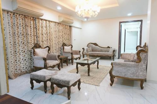 Luxury Quiet 3 bedroom homestay in Nasik Centre in Parijat Nagar