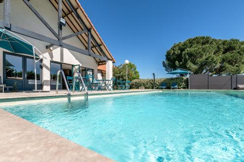 Hôtel Le Roxane - Hôtel - Bergerac