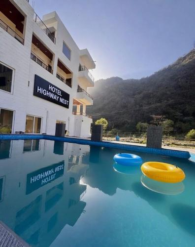 Hotel Highway Nest in Chamba (Uttarakhand)