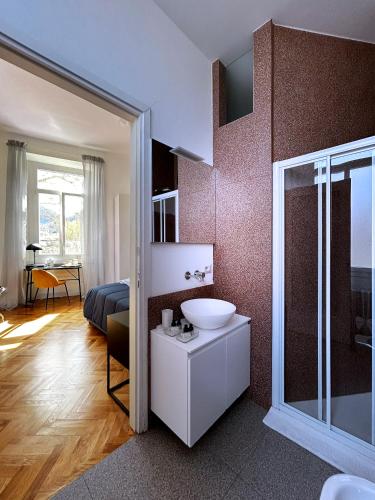 Lago Design Guest House - Como Center 1