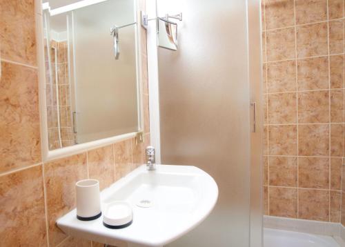 Guesthouse Borromeo Roma - image 13