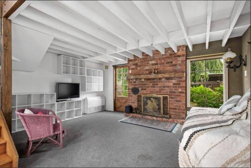 Stone Cottage in Clyde - Sleeps 6 in Clyde
