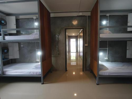 Chomjan Hostel in Koh Phayam (Ranong)