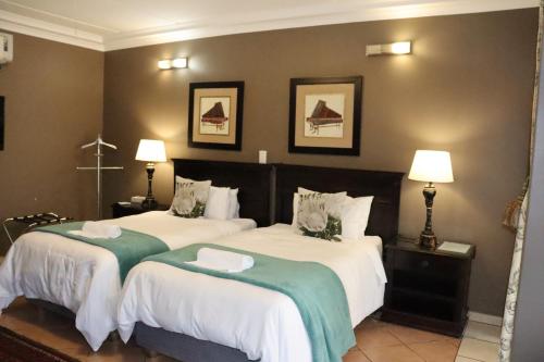 2 twin beds