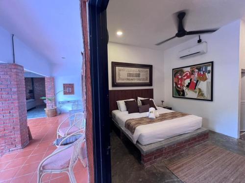 room detail thumbnail 0