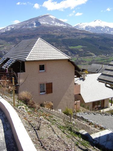 Villa Véga - Location saisonnière - Embrun