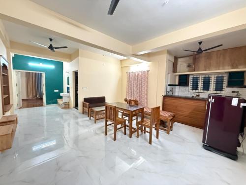 Alok Service Appartments in 科瓦拉姆