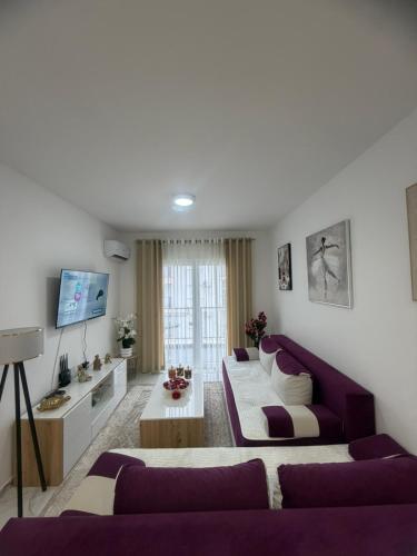 Budva stan za izdavanje sezona 2026