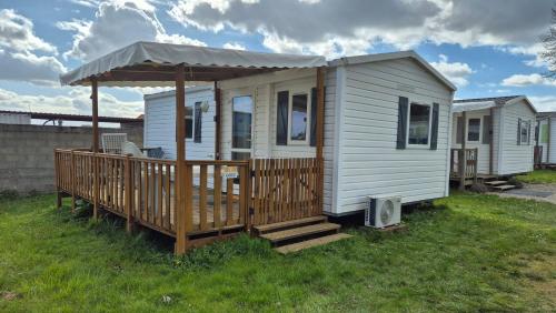 MOBILE-HOME AC CLIM prox Europapark et Rulantica in Friesenheim