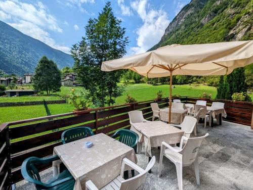 Hotel Ristorante Sasso Remenno in Val Masino