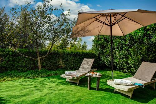 GOCCE VILLAS - Villa de Flores Country Style Villa With Pool - image 2