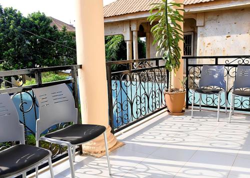 Suite Pokou - Petit prix et confort - image 5